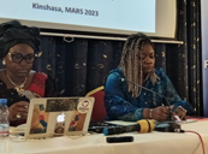 Au cours d’un atelier de sensibilisation et de coaching , Kinshasa : Habari RDC outille les femmes et les jeunes filles avec des stratégies participatives sur le processus électoral