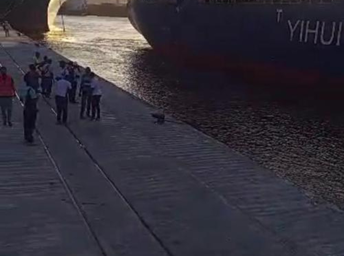 Belles perspectives pour le port de Matadi/Kongo Central : Un premier bateau commercial accoste au quai rénové de l’ONATRA