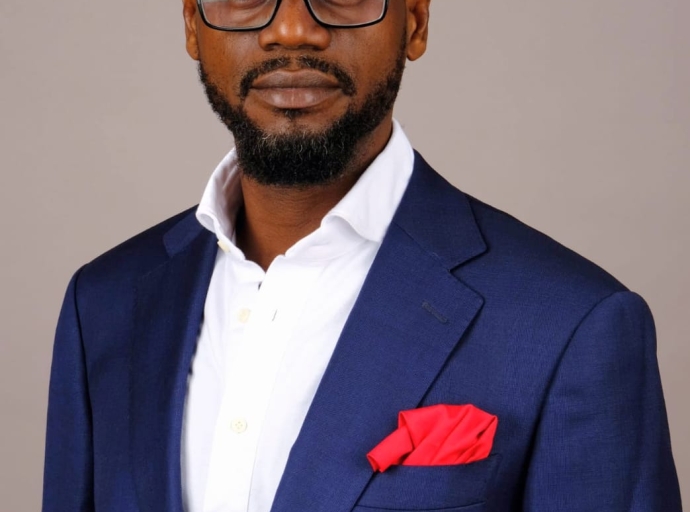 Président de la Fondation Me Kinkela Vi Kan’sy : Tassy Kinkela rend un vibrant hommage à l'Honorable Ne Muanda
