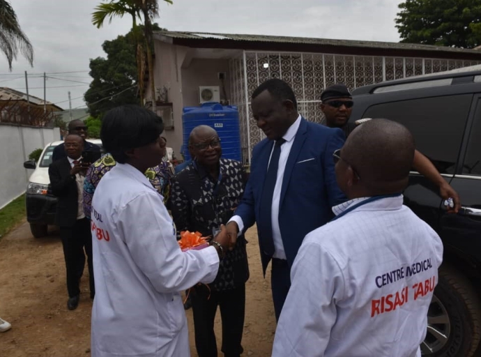 OCC : le Dr Etienne Tshimanga Mutombo inspecte tous les postes et sections de Matadi