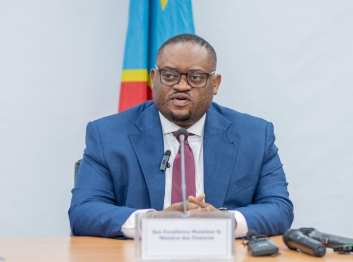 DGI : Doudou Fwamba Likunde rassure les agents et cadres de son soutien pour une mobilisation accrue des recettes