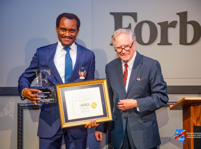 Vibrant hommage à Félix Tshisekedi depuis les USA ARSP : Miguel Kashal Katemb primé par le Magazine Forbes parmi les meilleurs managers africains de l’année 2024 en RDC !