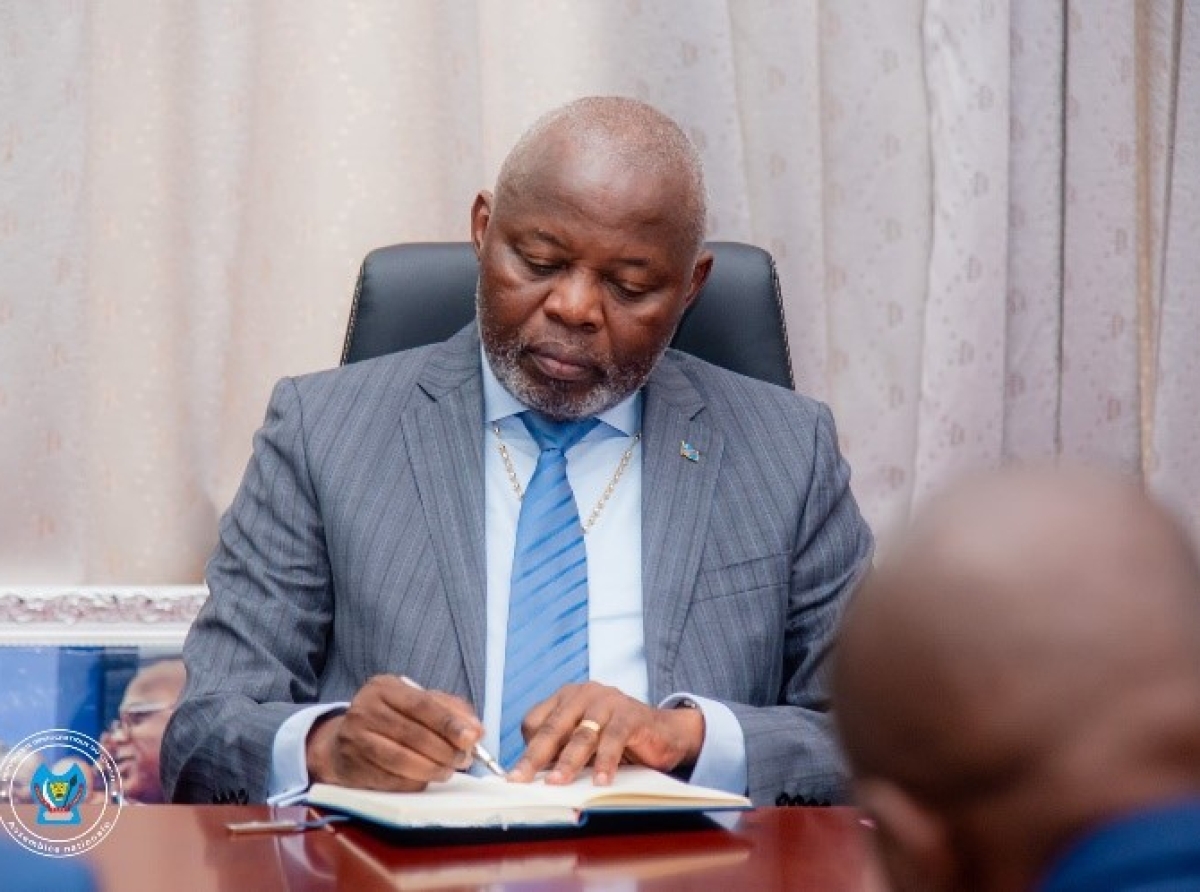 Devant Vital Kamerhe, Kinshasa : l'APROPHACO plaide pour la suspension de la mesure de fermeture des pharmacies privés des propriétaires non pharmaciens