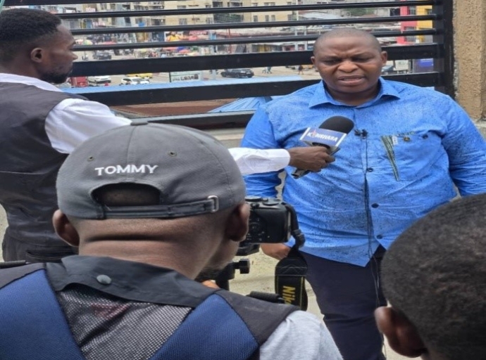 Agression Rwandaise en RDC : Charles Sabungo assiste les déplacés de Goma se trouvant à Kinshasa