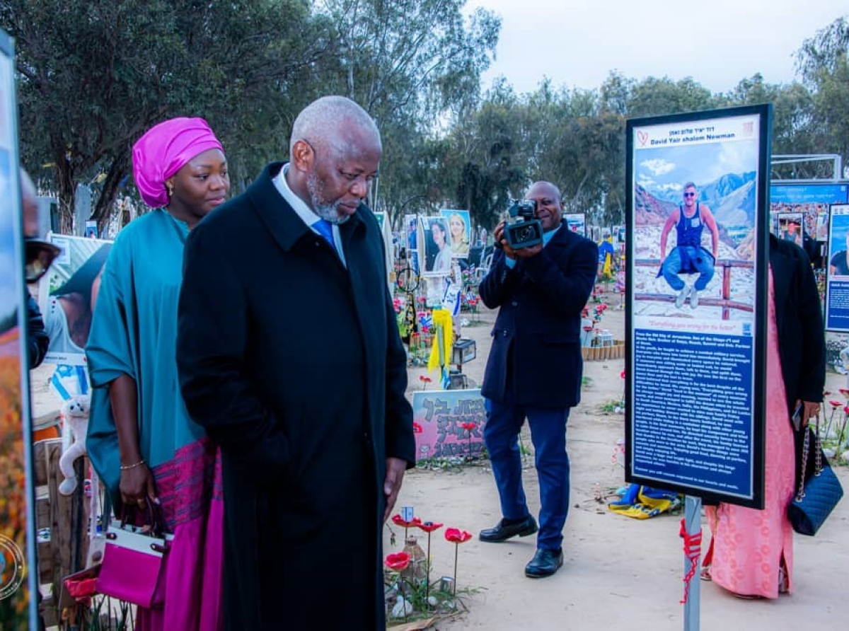 Tragédie du 07 octobre 2023, Israël : Vital Kamerhe s’incline devant le mémorial des victimes