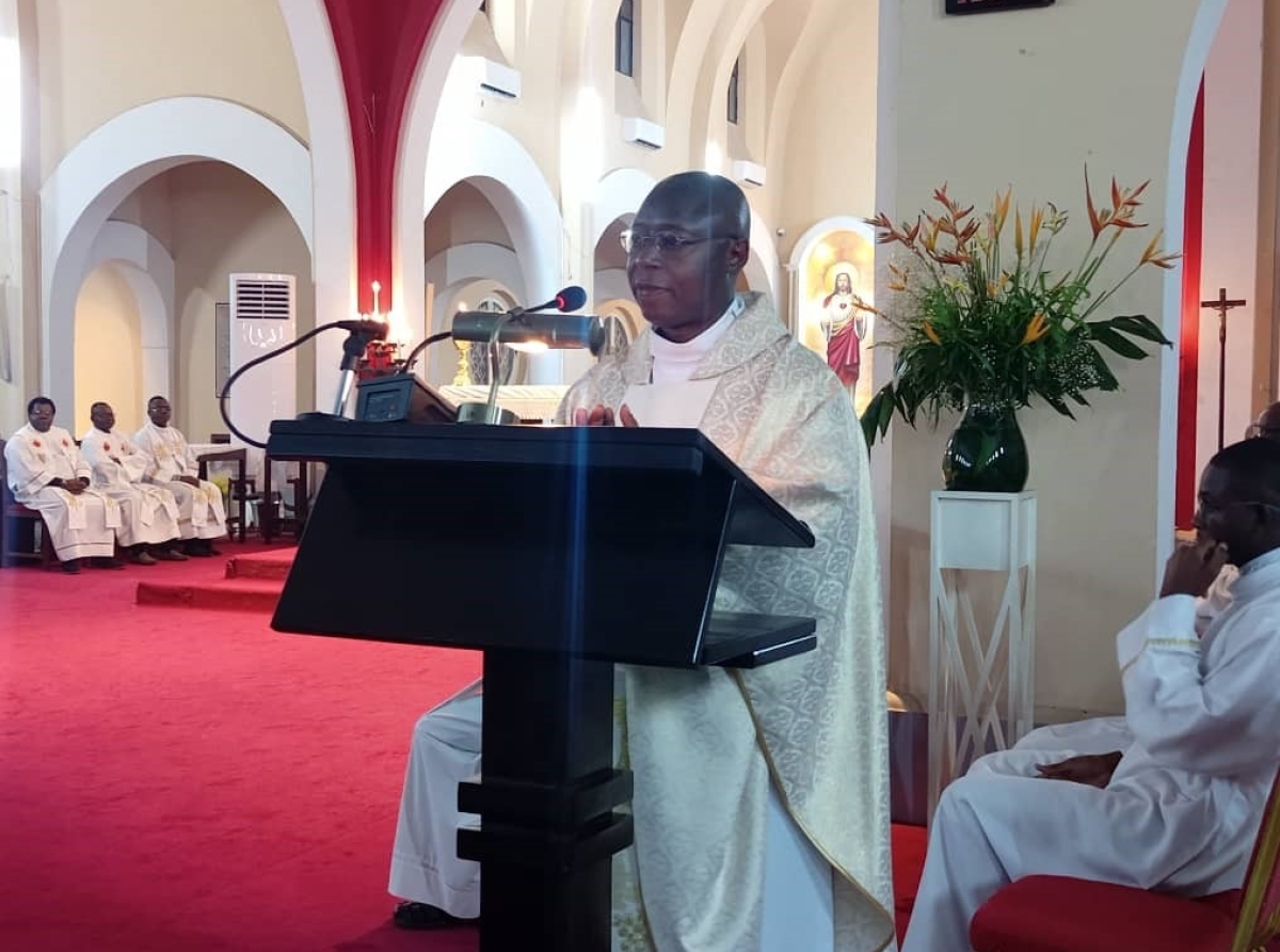 Messe d’action de grâce à Kinshasa, Père Rigobert Kyungu : ‘’ Nous gardons du Pape François le souvenir d’un vrai jésuite, un vrai fils de saint Ignace’’