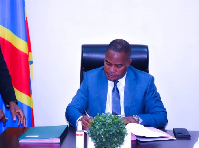 En première ligne au Congrès mondial de Droit à Santo Domingo, Cour Constitutionnelle : Dieudonné Kamuleta vante des avancées significatives engrangées en matière de démocratie en RDC !