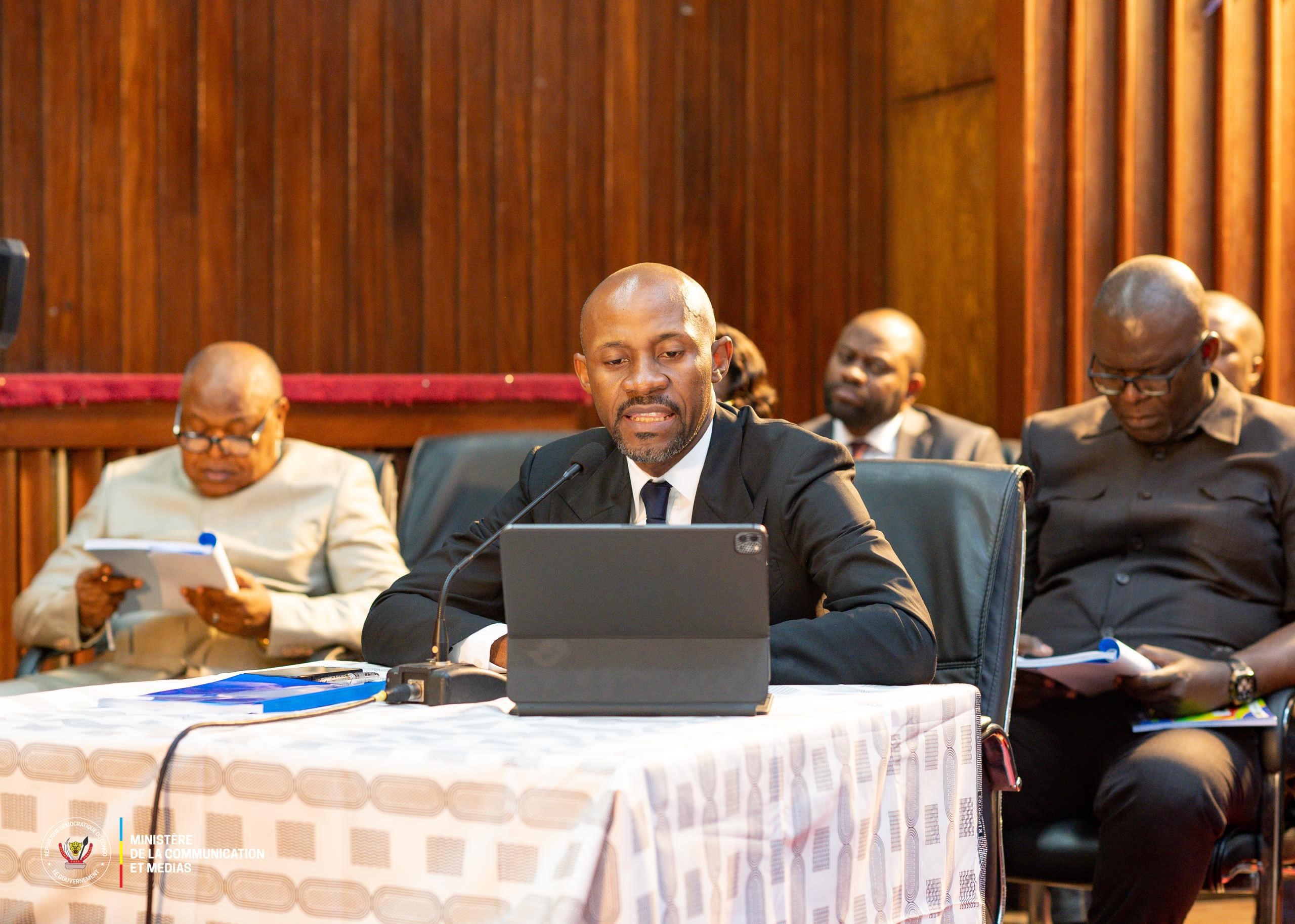 Audition pertinente sur la situation du secteur de la Communication et médias, Assemblée nationale : Patrick Muyaya loue les avancées phares du processus d’instauration du nouveau narratif !