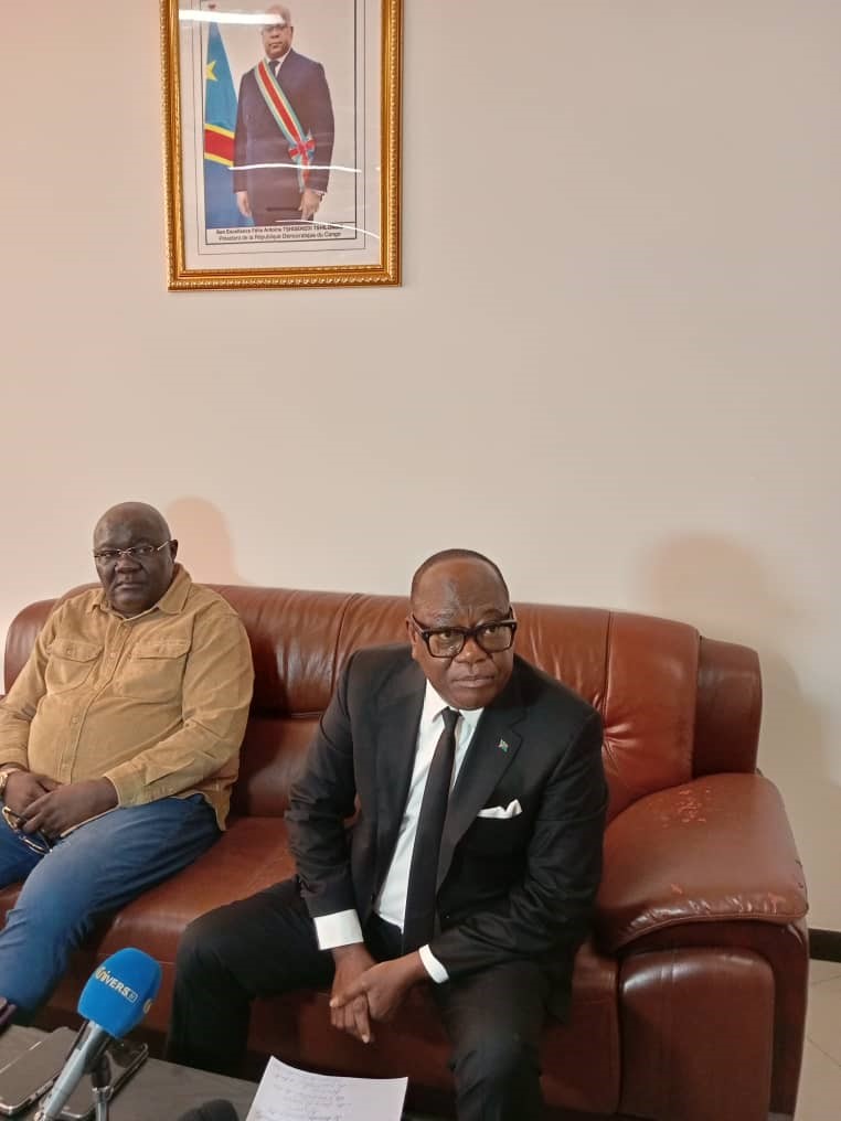 RVA S.A: Tryphon Kin-kiey Mulumba victime d’une campagne de dénigrement et d’accusations gratuites !
