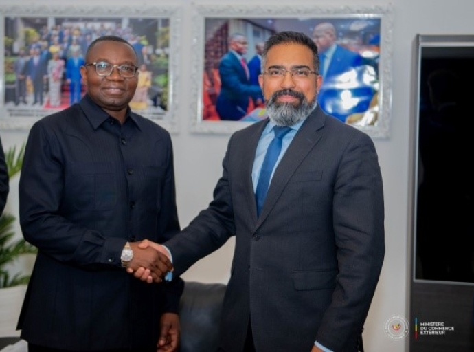 Ambassadeur désigné du Royaume-Uni auprès des Nations Unies et l’OMC à Genève, Kumar Iyer, en visite à Kinshasa : Renforcement des relations entre le Royaume-Uni et la RDC