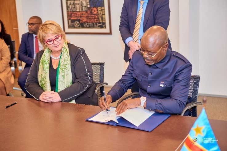 Défense : vers un partenariat stratégique entre Kinshasa et Montevideo !