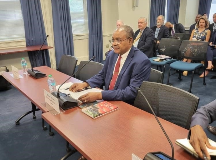 Décision américaine d’imposer un tarif douanier de 15% à la RDC contre 10 % au Rwanda : Effets sur les Investissements Miniers et la Fiscalité en RDC