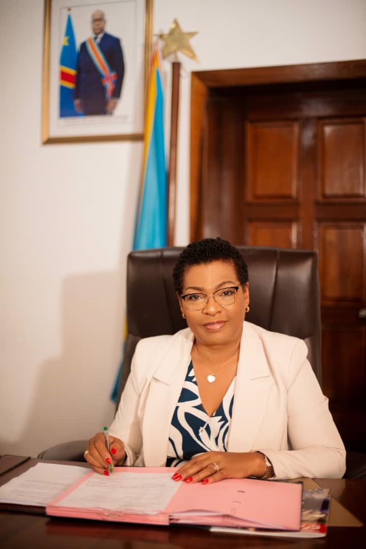 Gilbert Kabanda s’en va la tête haute, ESURS-IT : Marie-Thérèse Sombo prend l'engagement d'œuvrer pour la consolidation des acquis et la mise en route de nouvelles ambitions