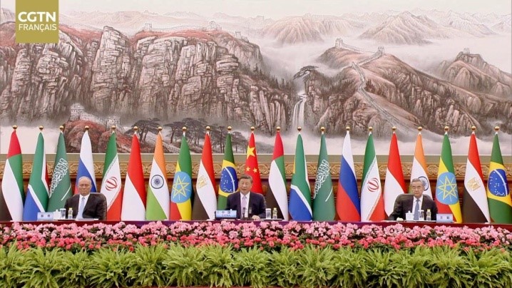 Xi Jinping : Le développement de différents pays ne peut se passer d'un environnement international de coopération ouverte, et aucun pays ne peut retourner à l'isolement