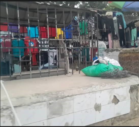 Silence et impuissance des autorités de Ngaliema , Kinshasa : le cimetière de Kintambo transformé en marché pirate