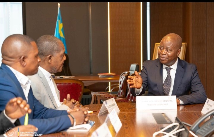 Revendications de différentes couches socioprofessionnelles en RDC, Budget : Adolphe Muzito passe aux actions de grande envergure !