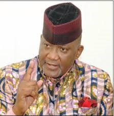 Moïse Moni Della : Félix Tshisekedi apte pour la guerre ?