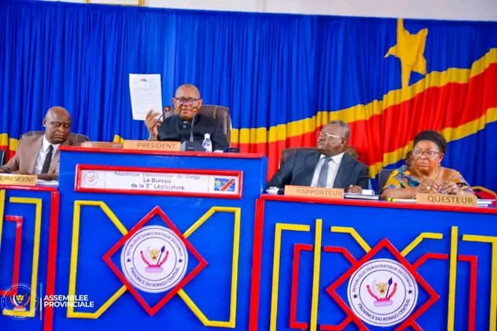 Kongo Central : entre crise de gestion budgétaire et fronde populaire à Kisantu, les Députés tirent la sonnette d’alarme