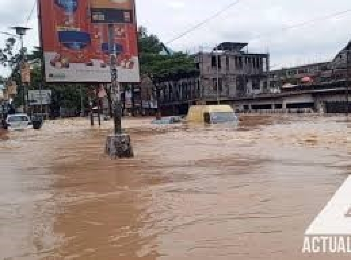Assainissement Urbain : Lutte contre les inondations à Kinshasa : ultimatum de 60 jours pour le retrait des câbles illégaux des caniveaux